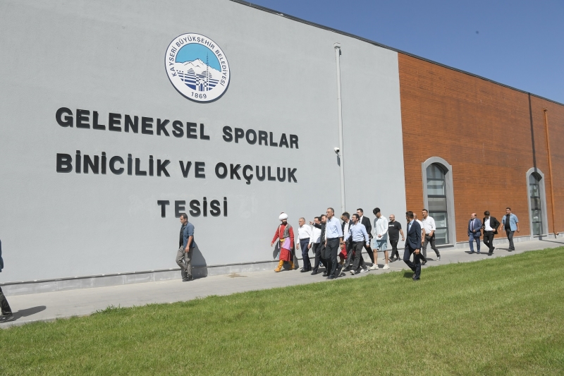 Kayseri’de Atlı Okçuluk Türkiye Şampiyonası Rüzgârı Esti