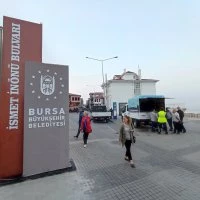 CHP’li Belediye ‘İsmet İnönü’ adını reklam aracı yaptı