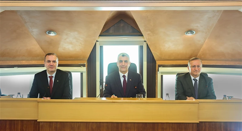 Bakan Bolat, İMEAK Deniz Ticaret Odası aralık ayı meclis toplantısına katıldı