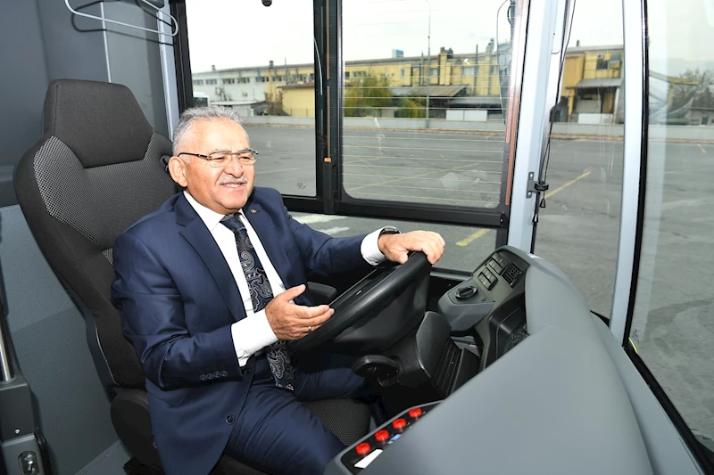 Başkan Büyükkılıç: “15 Adet Yeni Elektrikli Körüklü Otobüslerimiz Hayırlı Olsun”