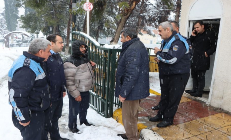 Şanlıurfa Büyükşehir Belediyesi Sokakta Kalan Evsiz Vatandaşların Umudu Oldu