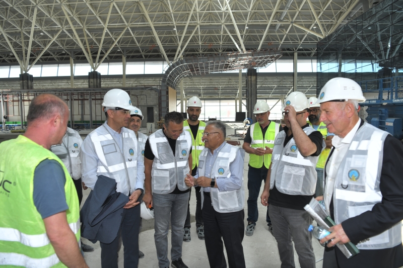 Başkan Büyükkılıç’tan Kayseri Havalimanı Yeni Terminal Binasına Yakın Takip