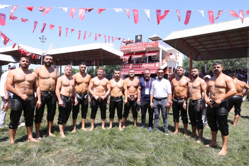 Antalya Büyükşehir güreşçileri Kırkpınar’a hazır