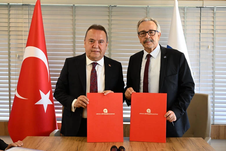 Antalya Büyükşehir Belediyesi’nden iki önemli protokol