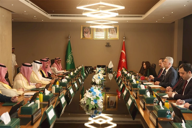 Bakan Bolat, Suudi Arabistan Kırsal İşler ve Konut Bakanı el-Hukayl ile Görüştü