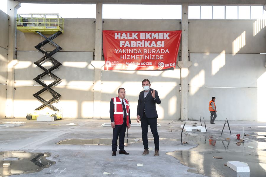 BAŞKAN BÖCEK HALK EKMEK FABRİKASINI GEZDİ