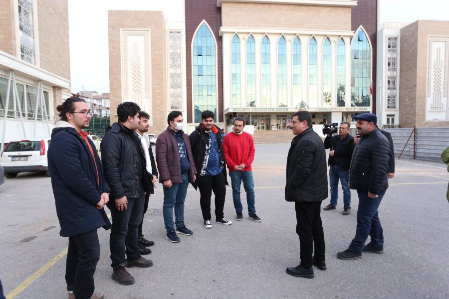 BAŞKAN TÜTÜNCÜ İMAM HATİP MEZUNLARI İLE BULUŞTU