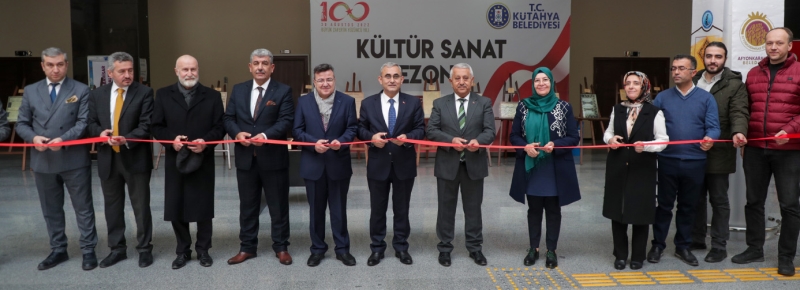HATTAT AHMED ŞEMSEDDİN KARAHİSARİ ‘HAT ÖRNEKLERİ SERGİSİ’ KÜTAHYA’MIZDA
