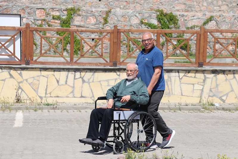 Aile ve Sosyal Hizmetler Bakanımız Göktaş: “Evde Bakım Yardımı’nı hesaplara yatırmaya başladık