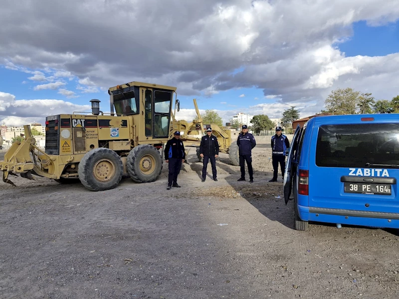 Büyükşehir’den Tavukçu Mahallesi’nde Kapsamlı Temizlik ve Düzenleme Çalışması