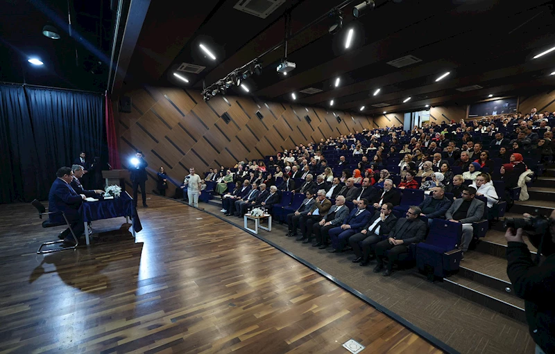 “İnşa edilecek yeni ve güçlü Sakarya’da gençlerimiz kendi hikâyesini yazacak”