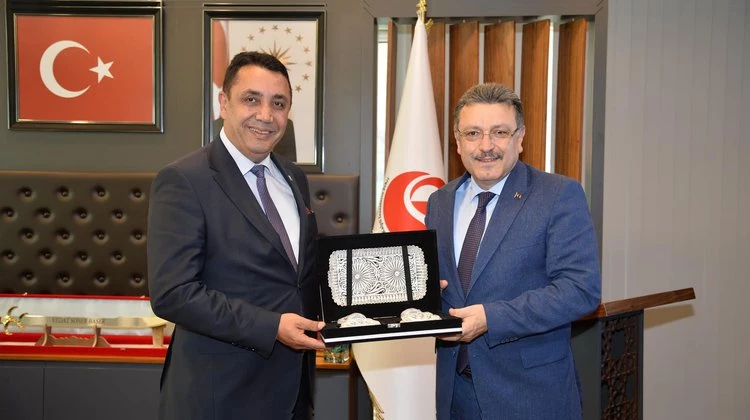 TRABZON BÜYÜKŞEHİR BELEDİYE BAŞKANI SAYIN AV. AHMET METİN GENÇ, BAŞKANIMIZI ZİYARET ETTİ