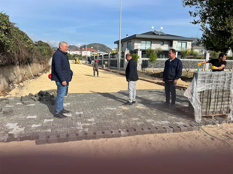 Kemer’de yol ve kaldırım çalışması