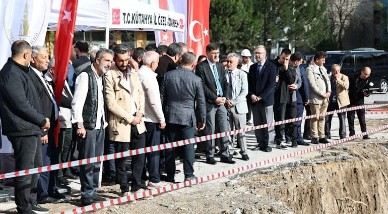 Yoncalı Dübecik A.Ş. Temel Atma Töreni Gerçekleştirildi