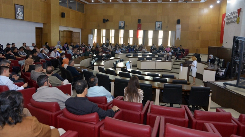 Kahramanmaraş Büyükşehir Belediyesi Personeline Stres Yönetimi ve Beden Dili Eğitimi