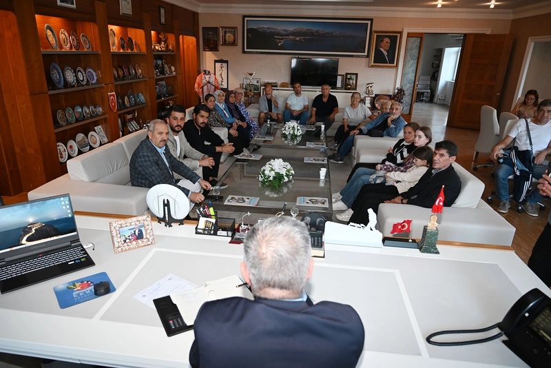 Kuzdere Mahallesi Sakinleri Belediye Başkanı