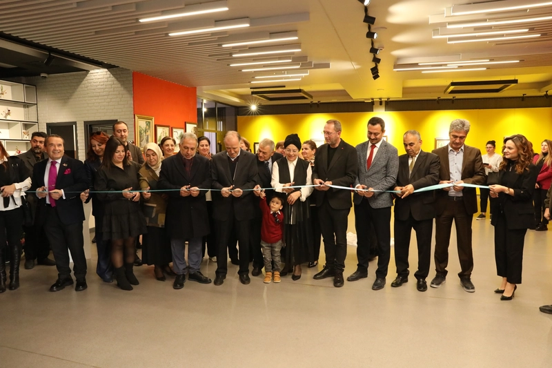 Sanatçı Sibel Salırlı