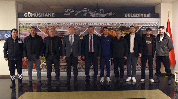 Gümüşhane Belediye Başkanı, Spor Camiası Temsilcilerine Başarı Diledi