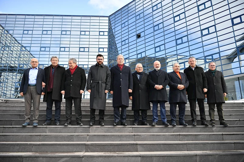 Başkan Büyükkılıç, Kayseri’deki Ulaşım Projeleri Değerlendirme Toplantısına Katıldı