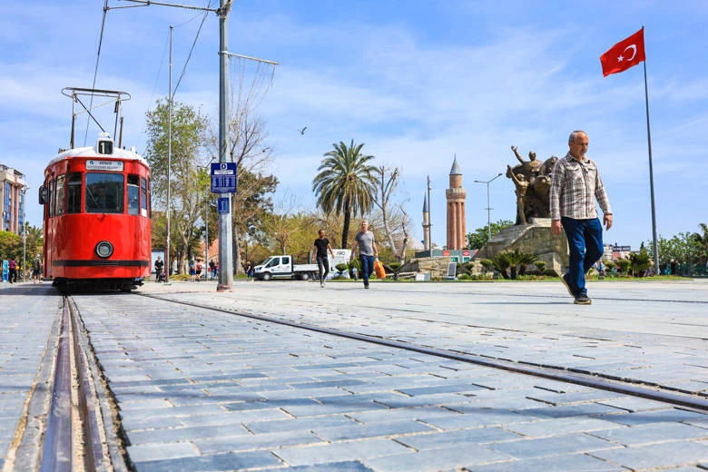 Büyükşehir’e ait toplu ulaşım araçları 1 Mayıs’ta ücretsiz