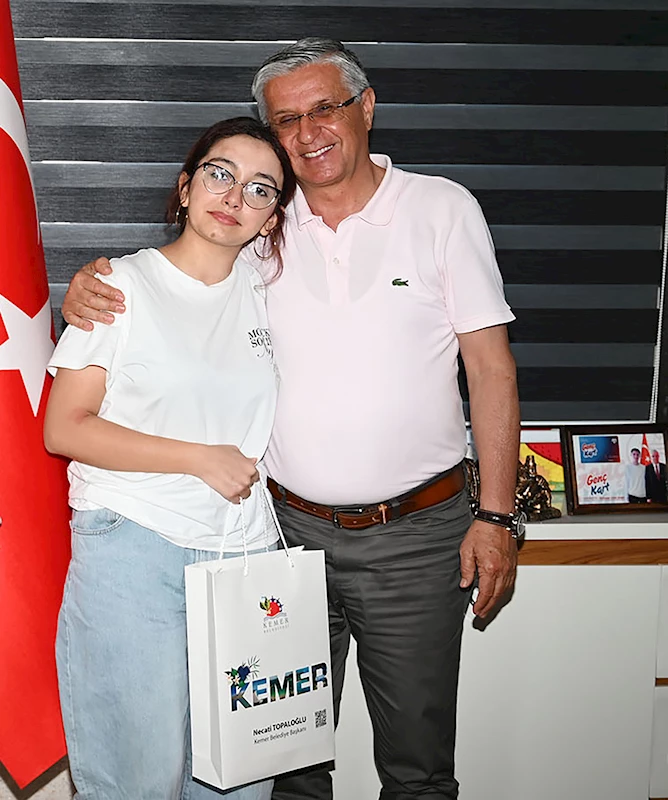 Başarısını Başkan Topaloğlu ile paylaştı