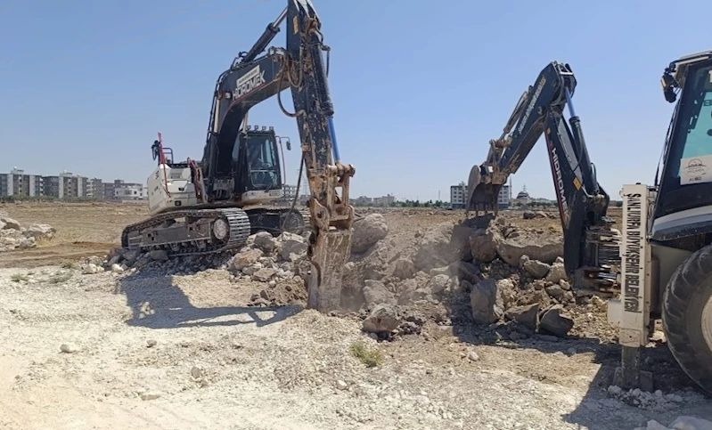 BÜYÜKŞEHİR, VİRANŞEHİR’İN ÇEHRESİNİ DEĞİŞTİRİYOR