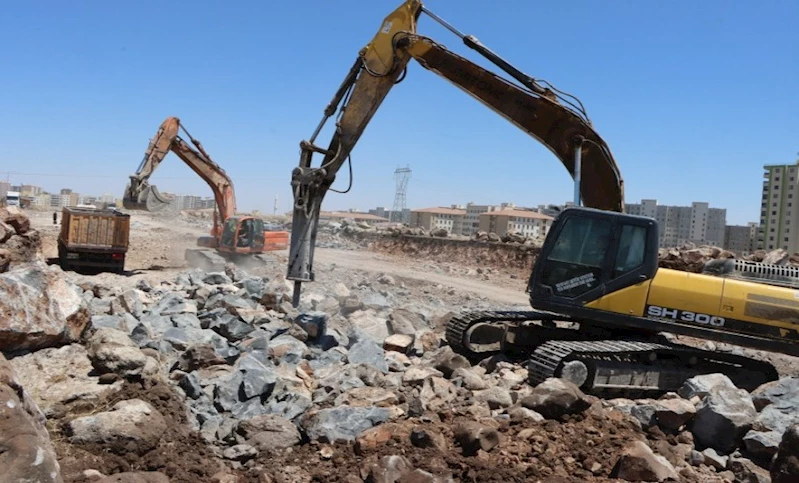 SEYRANTEPE’YE YENİ YOL KAZANDIRILIYOR